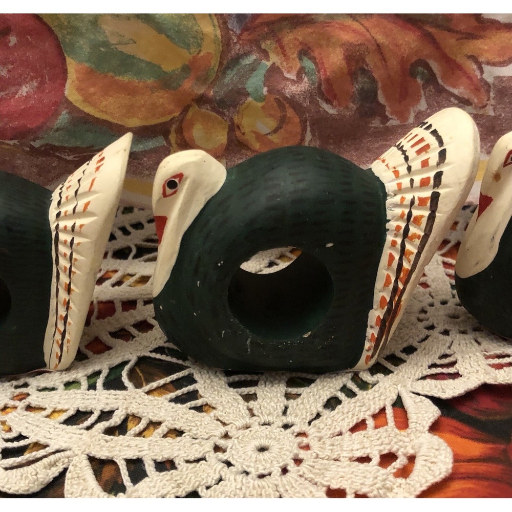 Vtg Hand painted Wooden Turkey Birds Napkin Ring Holders Set of‎ 4 Thanksgiving - Picture 8 of 15